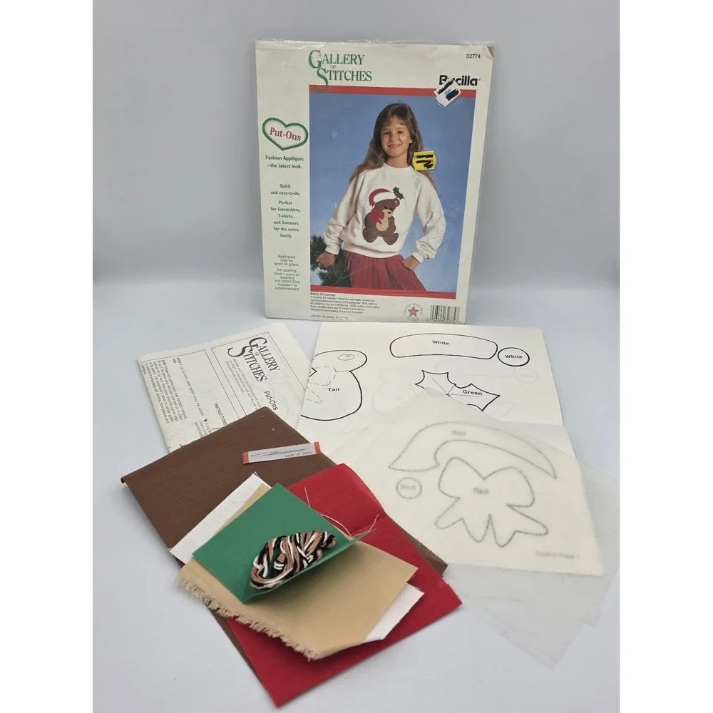 VTG Bucilla Gallery of Stitches Put-Ons Beary Christmas‎ 32774 Applique